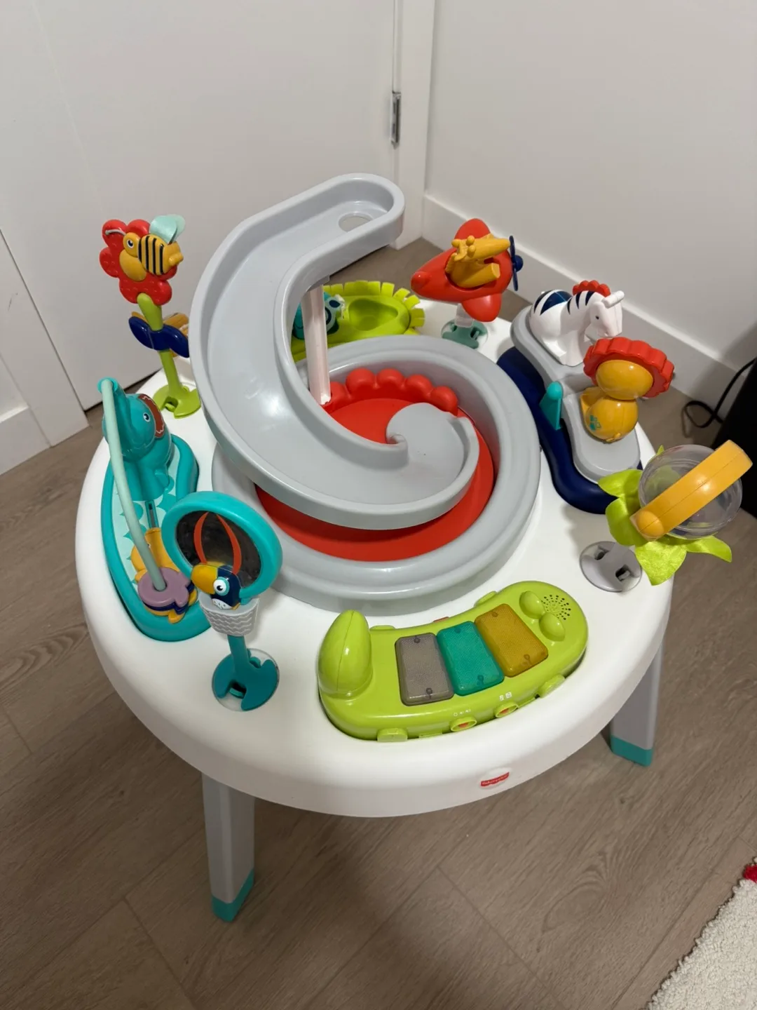 Fisher-Price Activity Table image indicator(2)