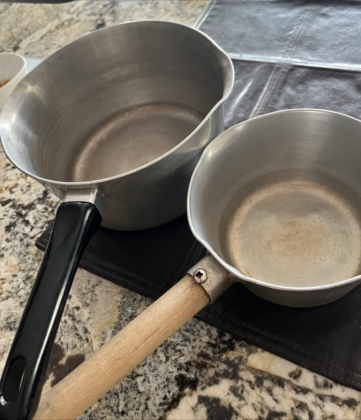 Pots and Pans Set image indicator(8)