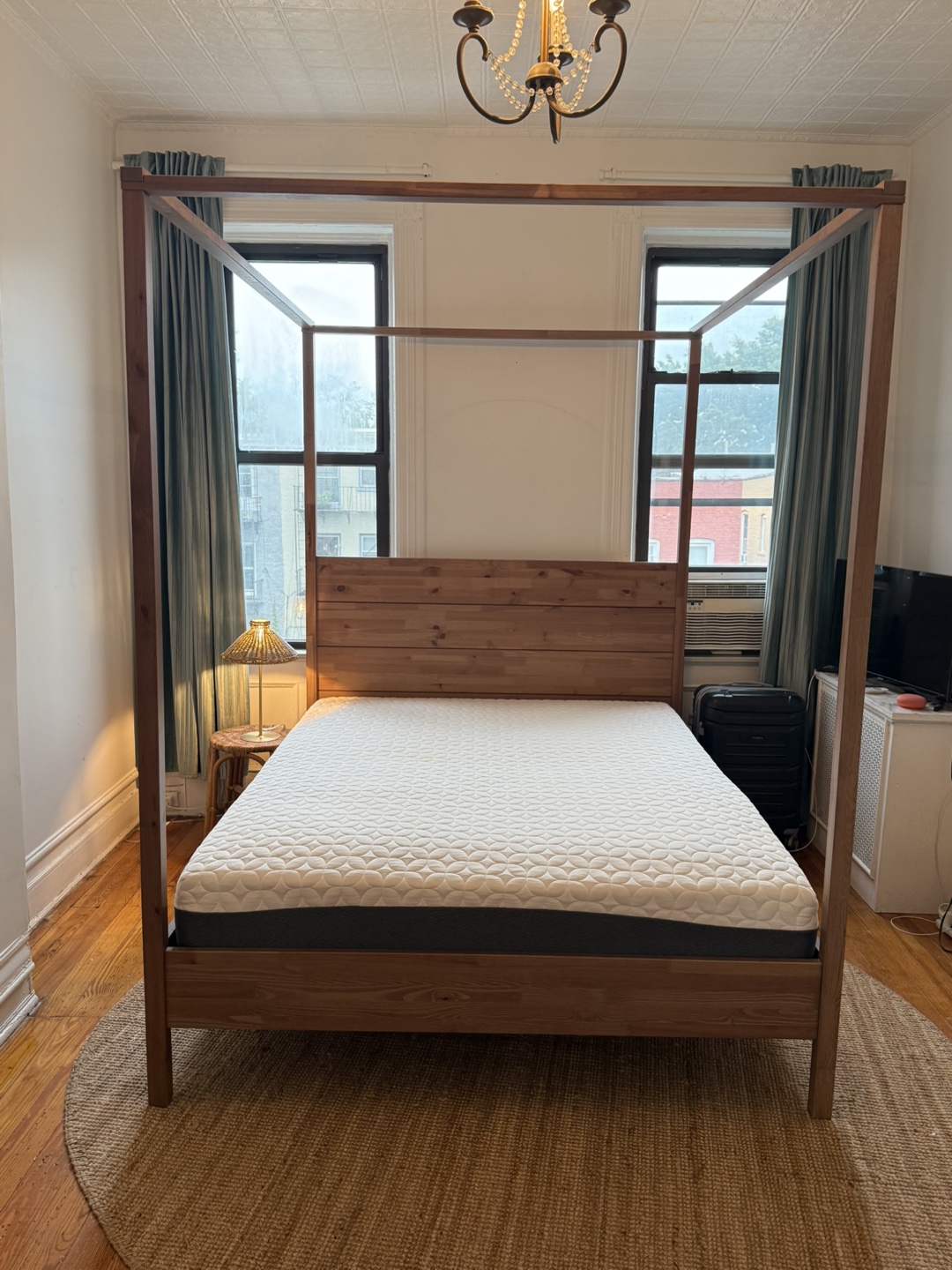 Wooden Canopy Bed Frame With Mattress
