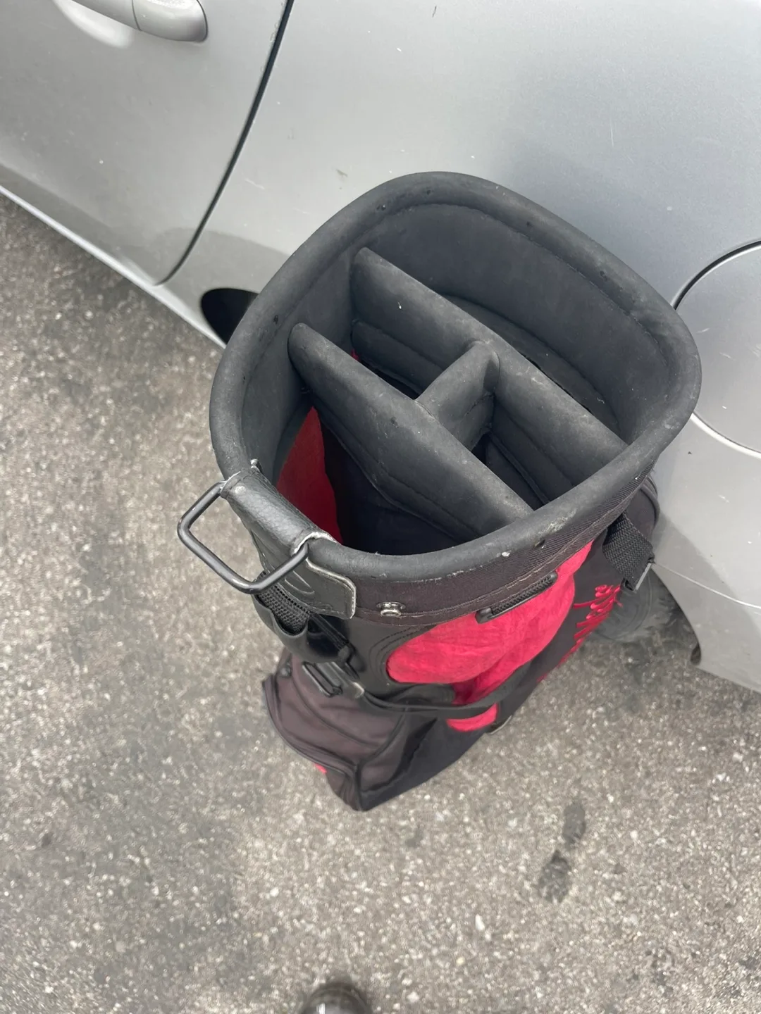 TaylorMade Golf Bag image indicator(3)