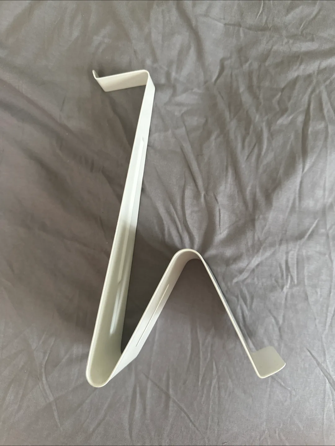 IKEA MÖJLIGHET - White Shoe Rack thumbnail