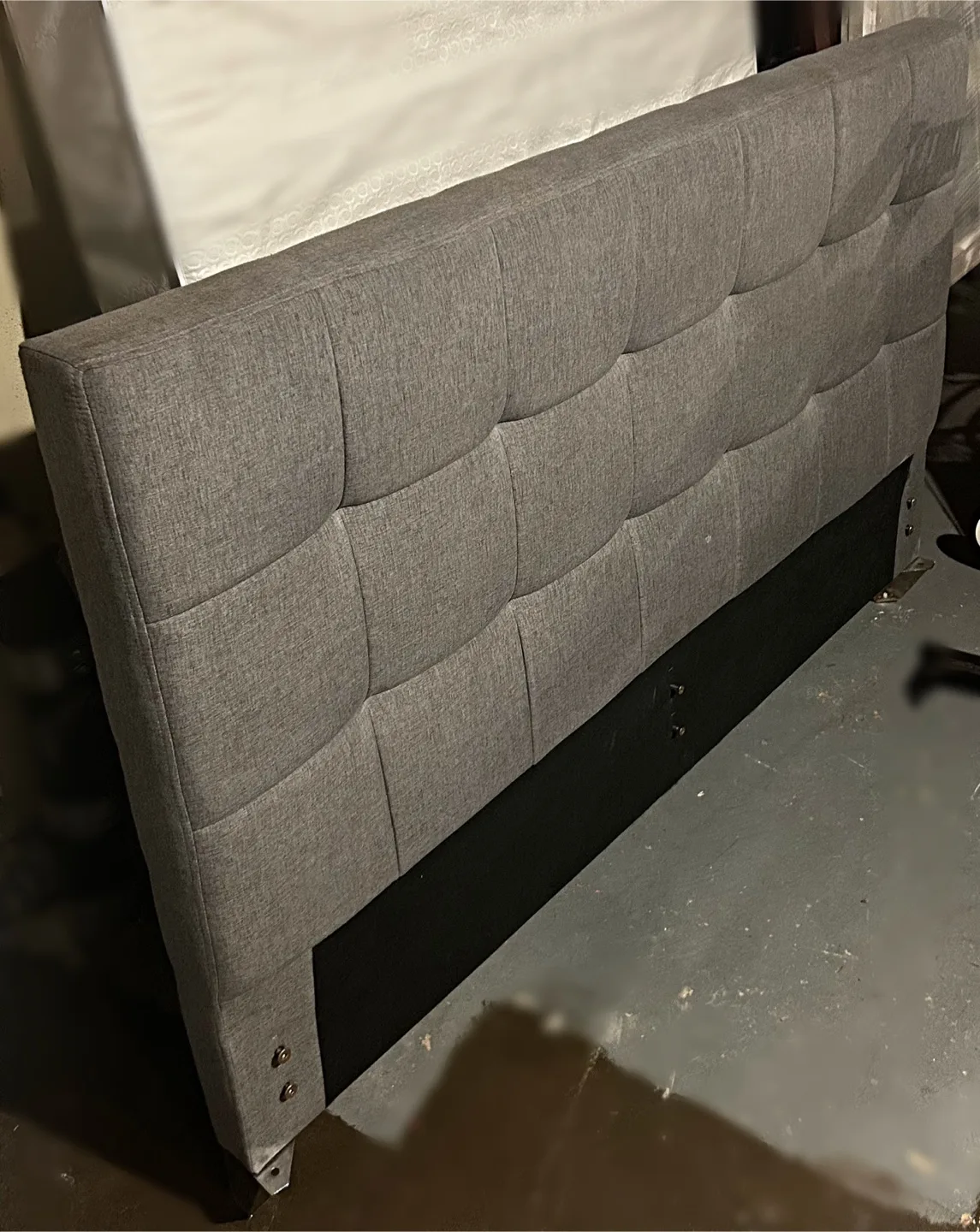 Grey Tufted Headboard image indicator(2)