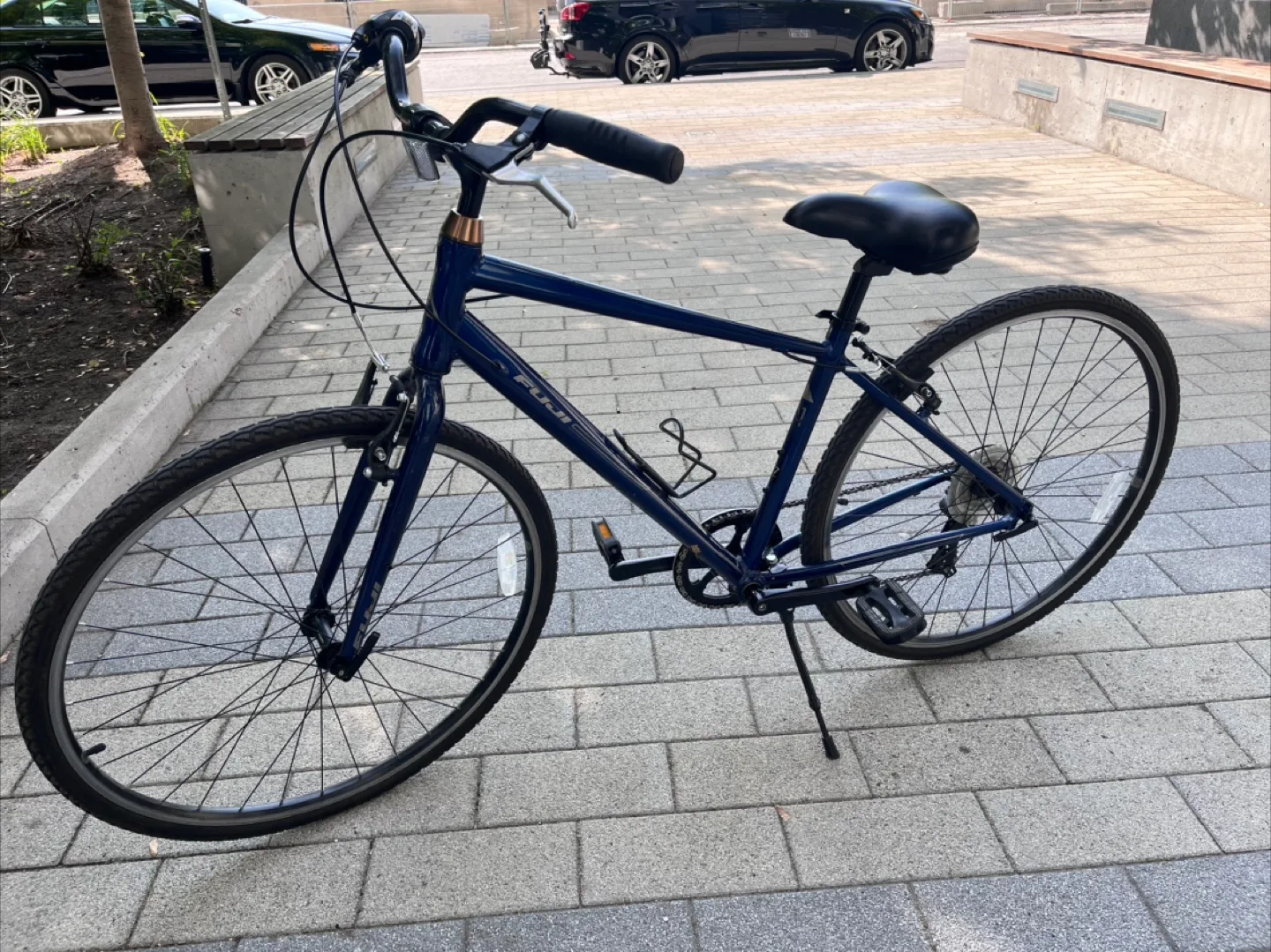 Fuji Hybrid Bike thumbnail