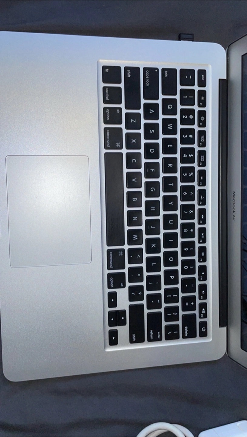 MACBOOK AIR 2016 with blue case/ a mouse /and charger - photo 3