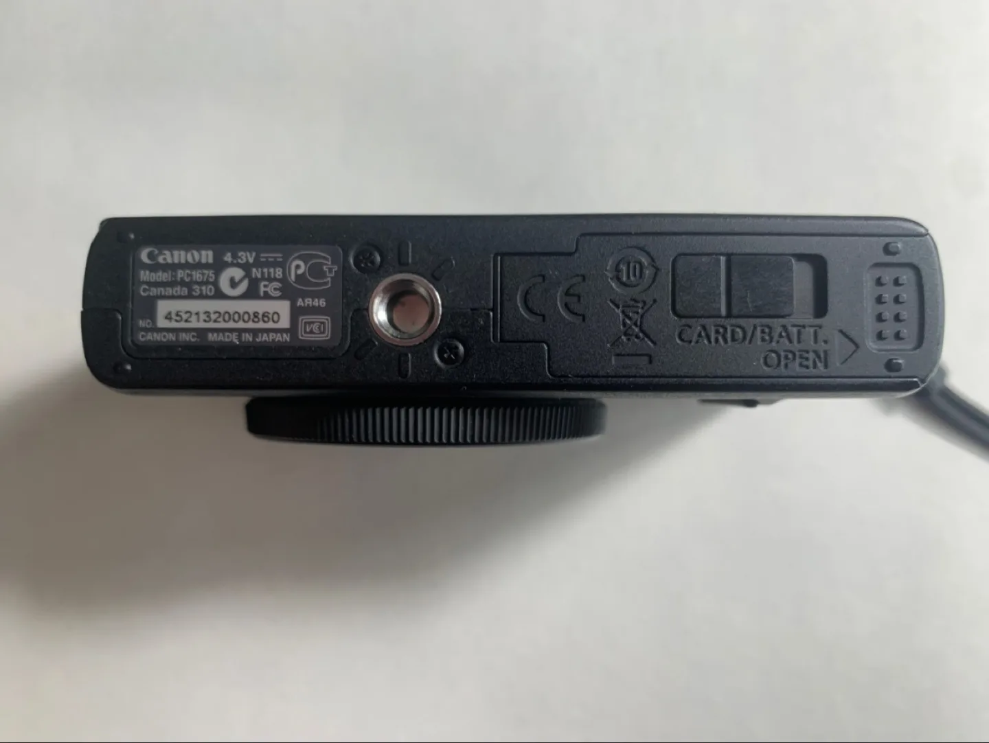 Canon Powershot S100 Digital Camera with Case image indicator(4)