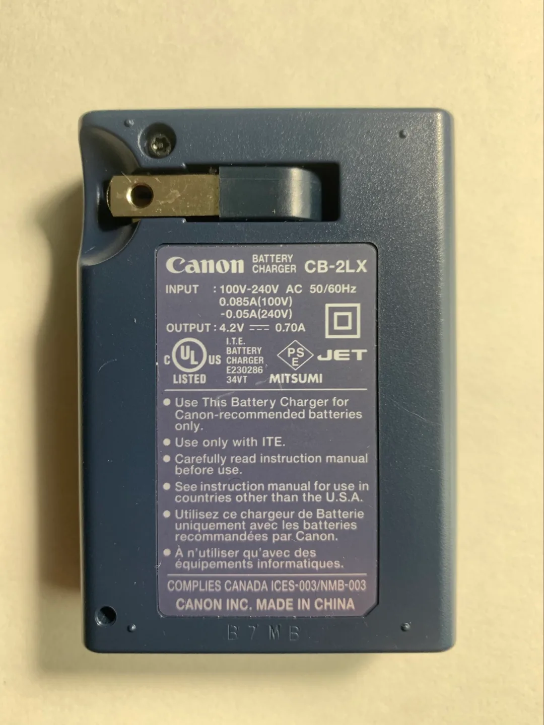Canon Powershot S100 Digital Camera with Case image indicator(7)