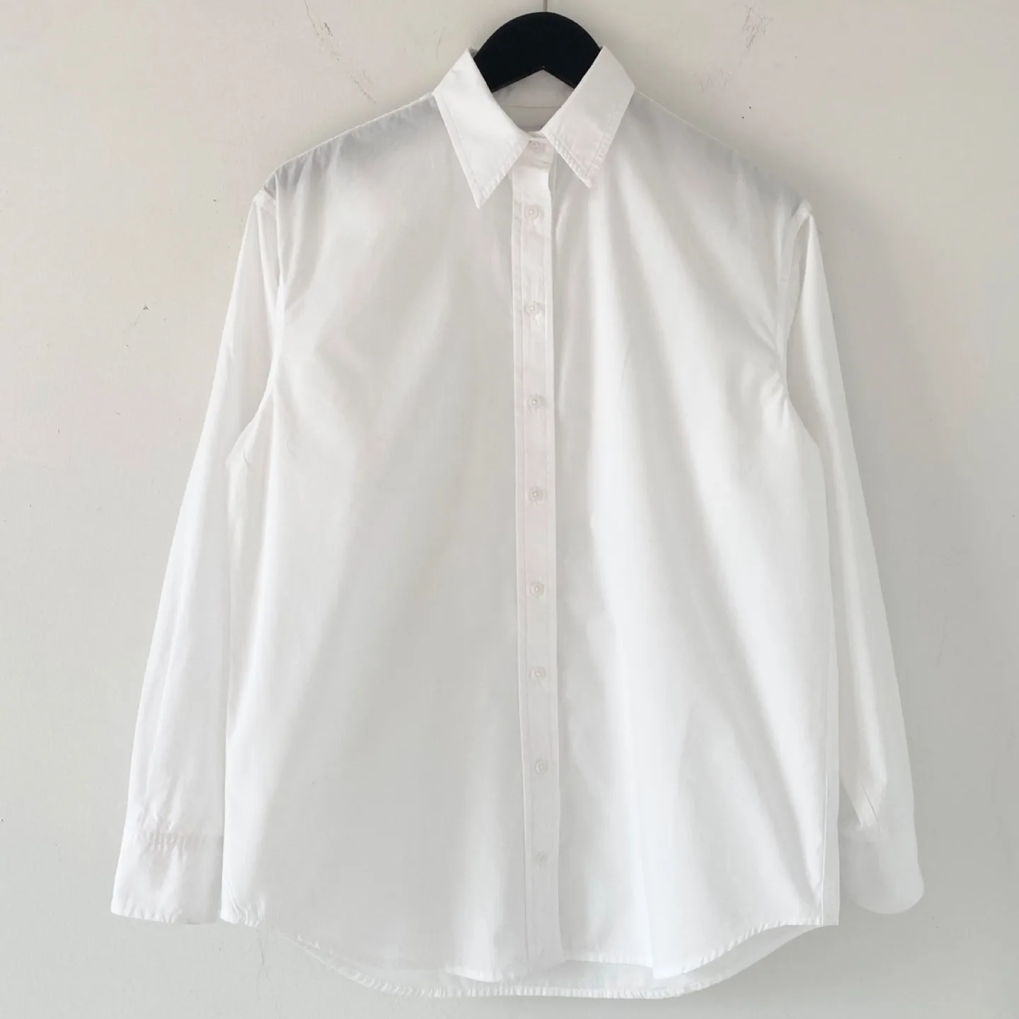 Aritzia Sunday Best 100% Cotton Oversized Button-Up Shirt thumbnail
