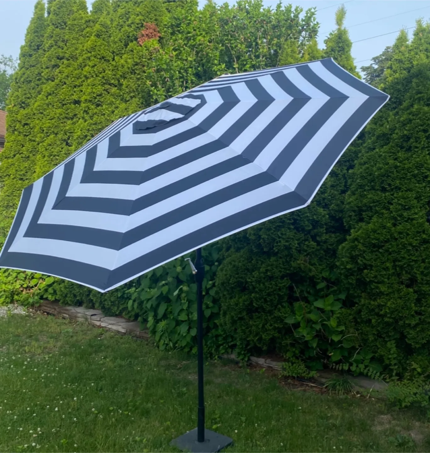 Patio Umbrella 9 feet no base thumbnail