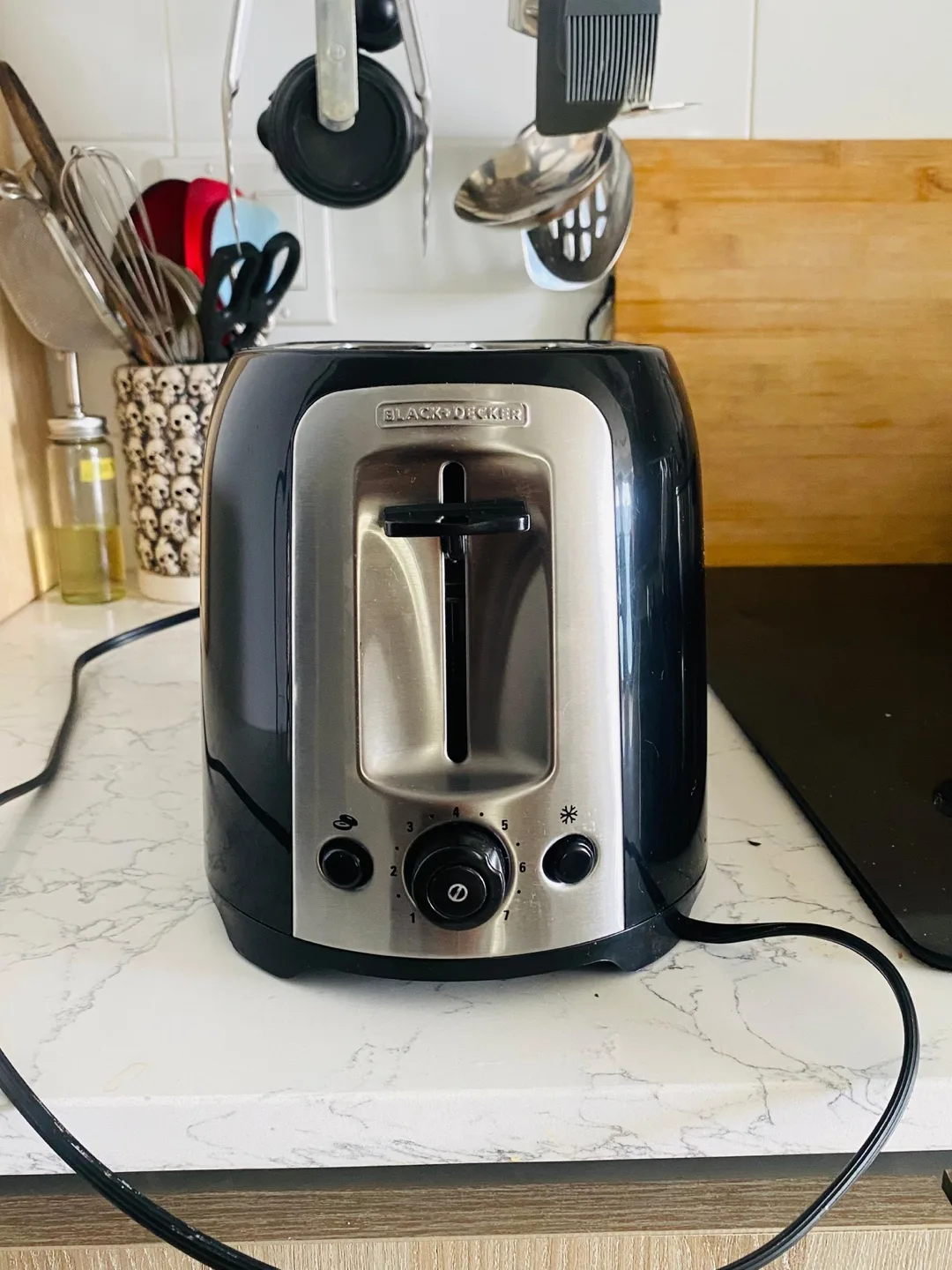 Black & Decker 2-Slice Toaster thumbnail