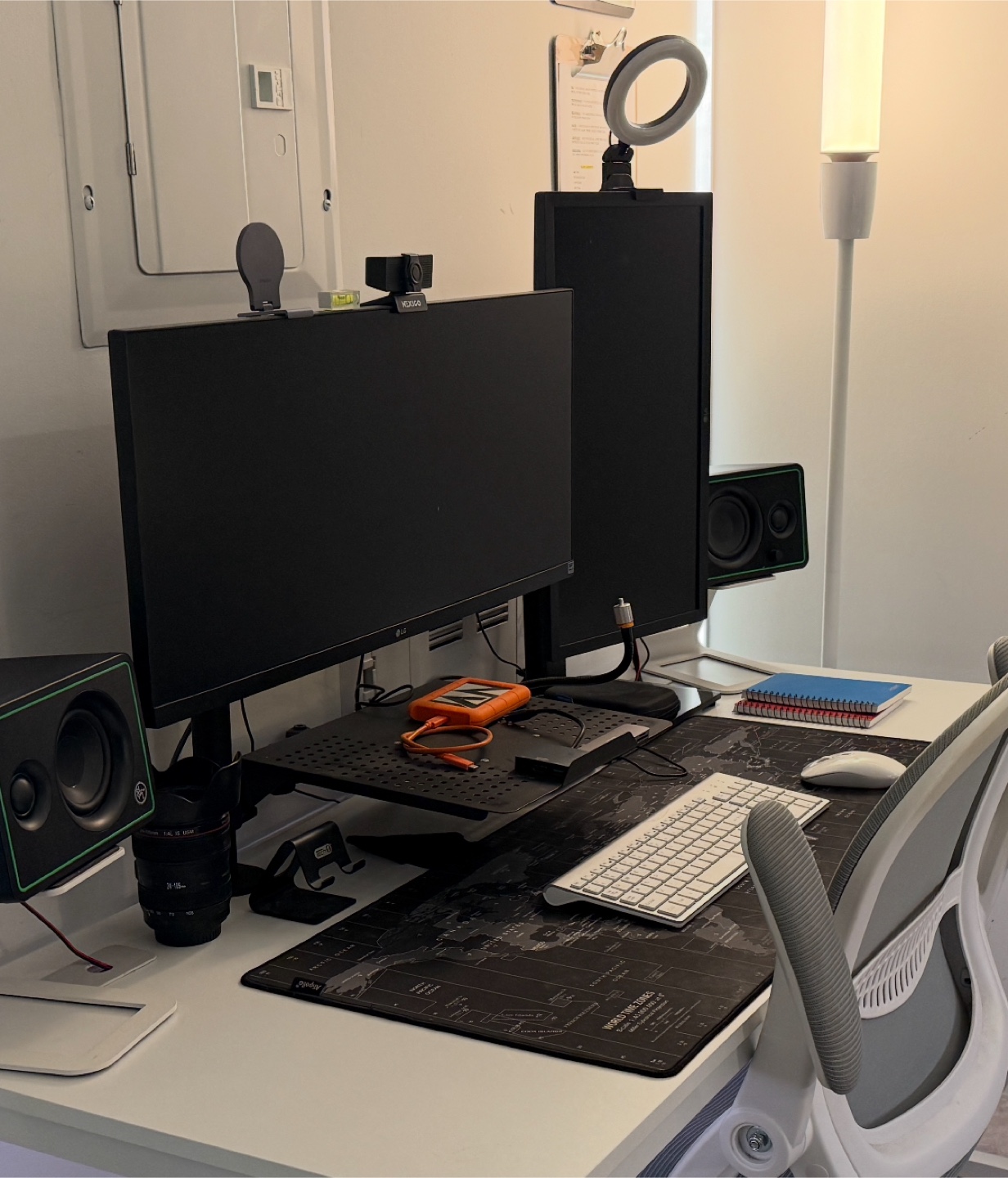 HUANUO Monitor and Laptop Desk Mount