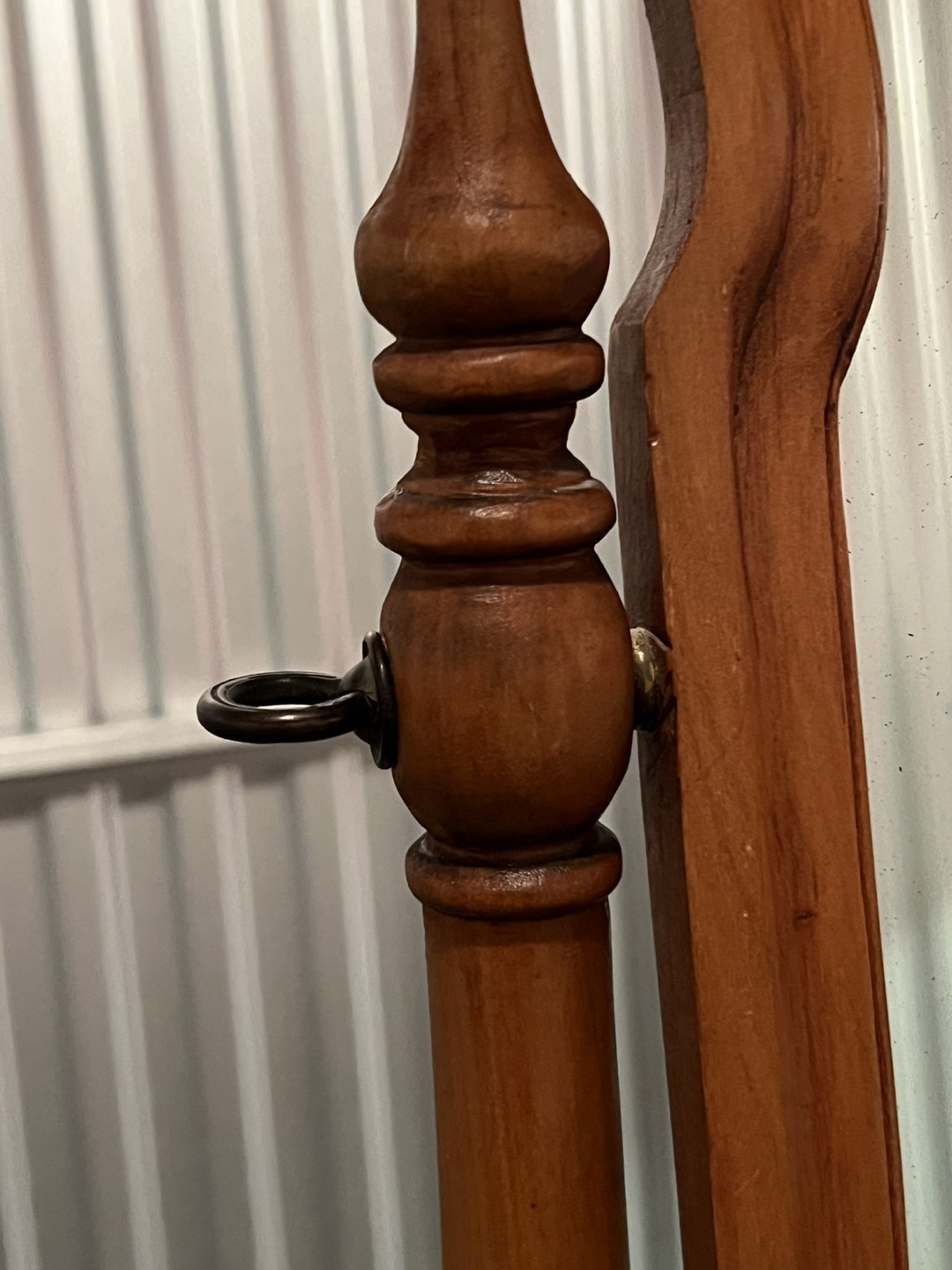 Vintage Wooden Dresser with Mirror - photo 5