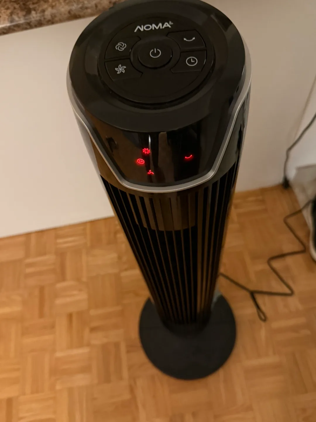 NOMA Tower Fan image indicator(3)