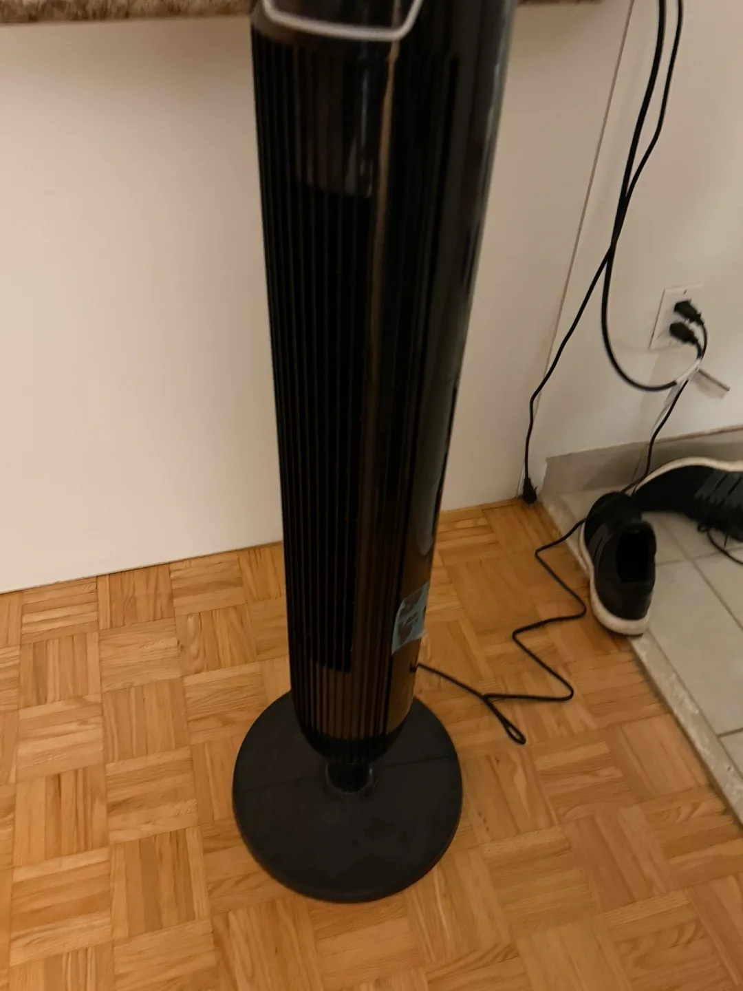 NOMA Tower Fan image indicator(2)