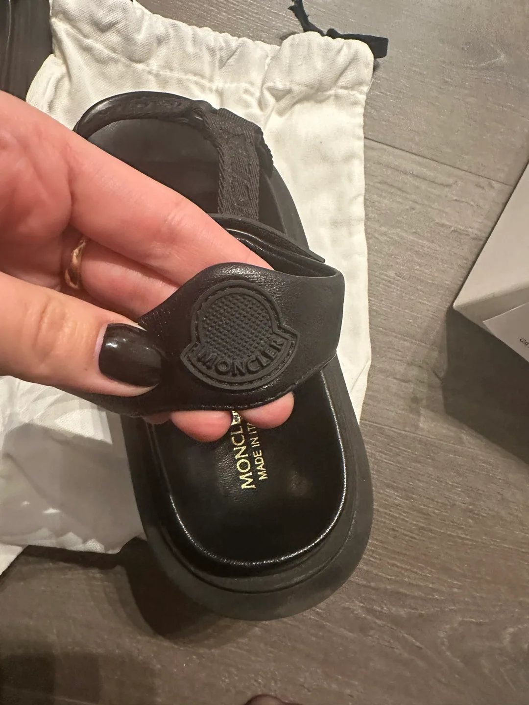 Moncler Catura Sandals 39 image indicator(8)