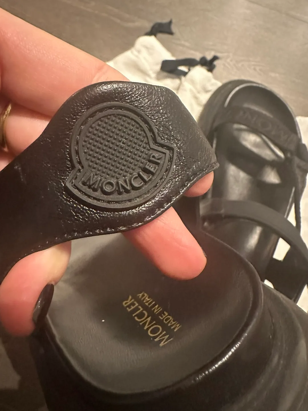 Moncler Catura Sandals 39 image indicator(7)