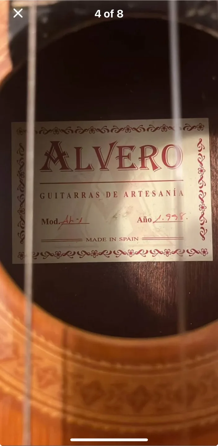Alvero Classical Guitar image indicator(4)