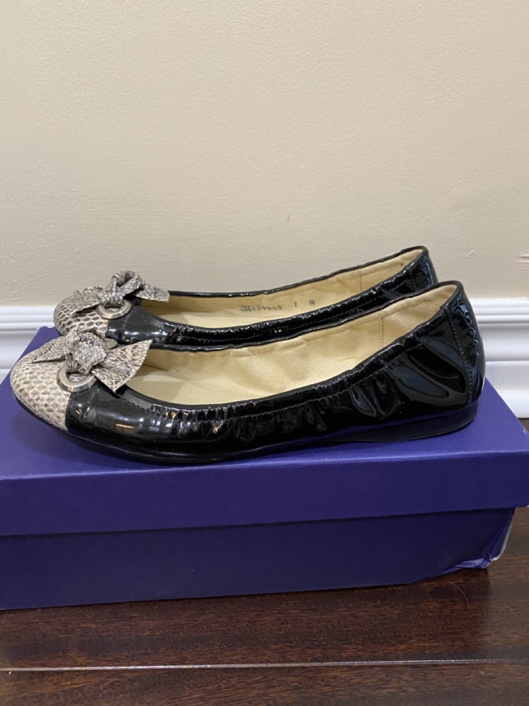 Stuart Weitzman Black Flats - photo 2