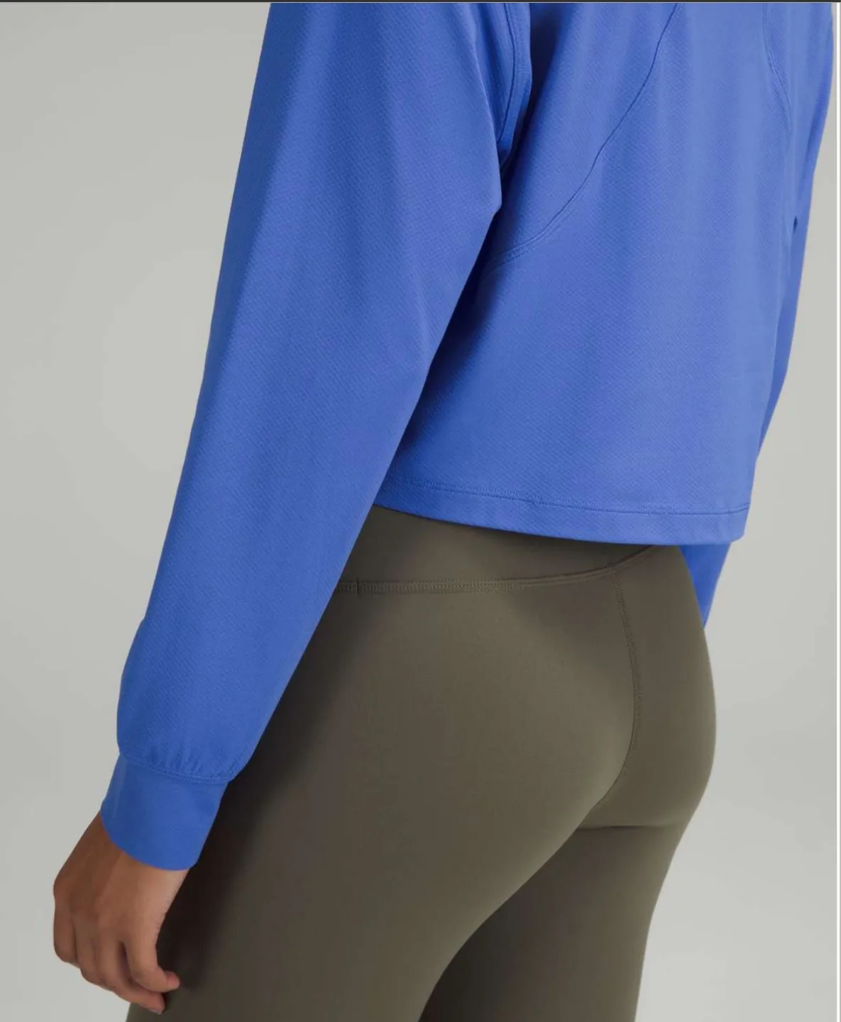 Lululemon Abrasion-Resistant Training Long-Sleeve Shirt - size 6 image indicator(2)