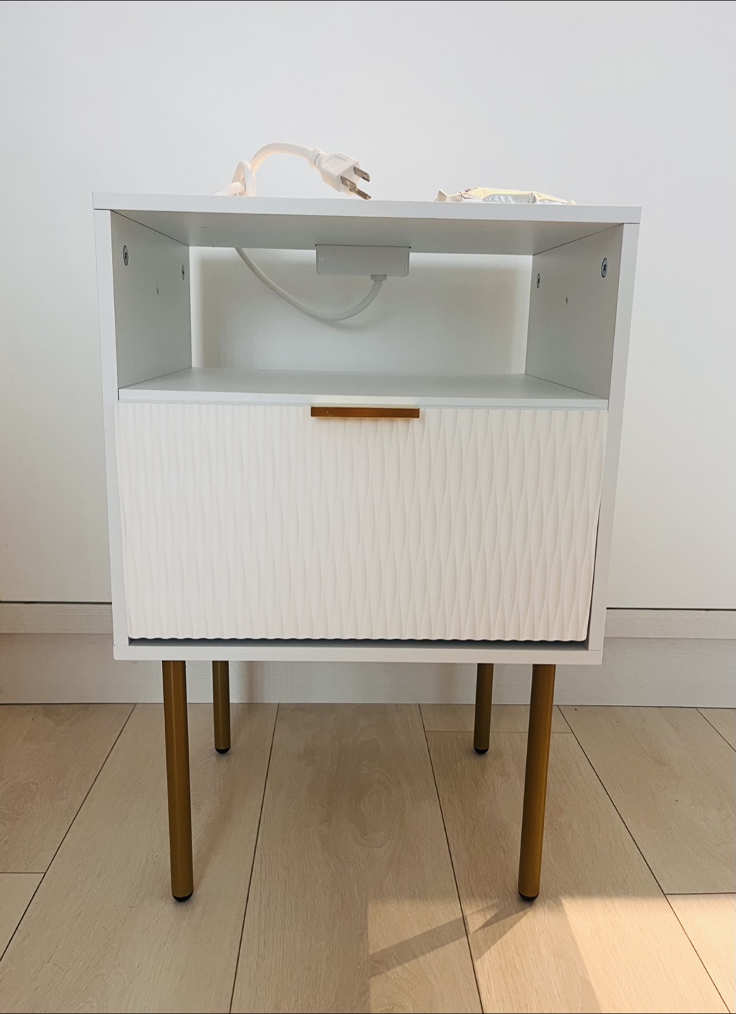 White Bedside Table with Gold Legs and Drawer - photo 4