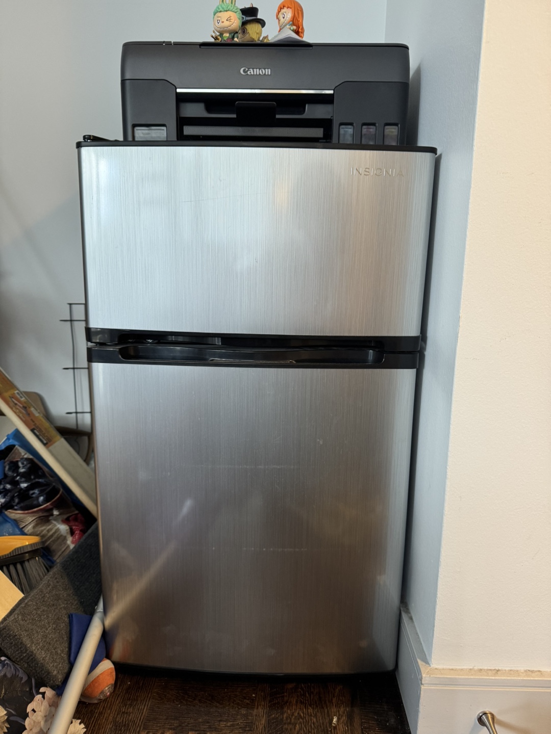 Insignia Mini Fridge with Freezer