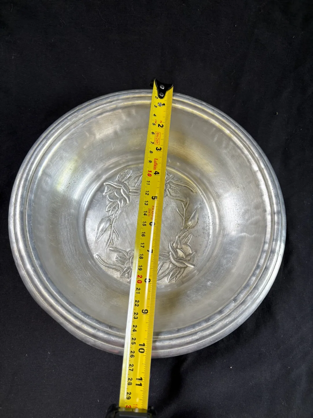 Vintage Metal Bowl image indicator(6)