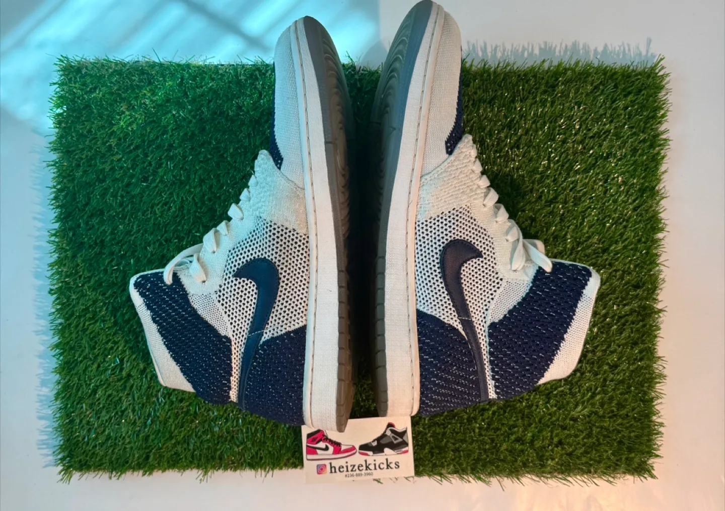 Air Jordan 1 High Derek Jeter size 11.5 image indicator(6)