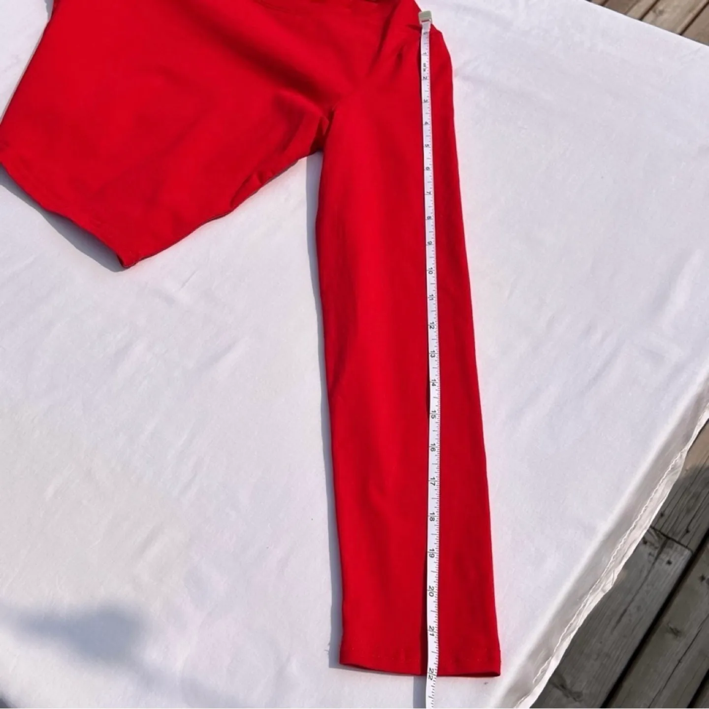 Artivaly Cropped Long Sleeved Crewneck T Shirt Womens Size M image indicator(9)