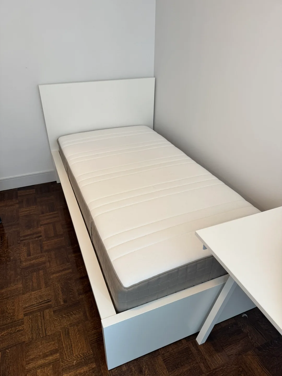 IKEA malm twin bed frame (+mattress) thumbnail