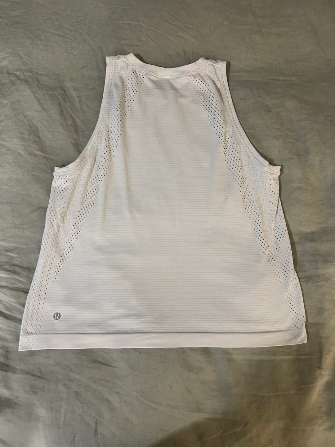 Lululemon Switly Relaxed Tank - size 8 image indicator(3)
