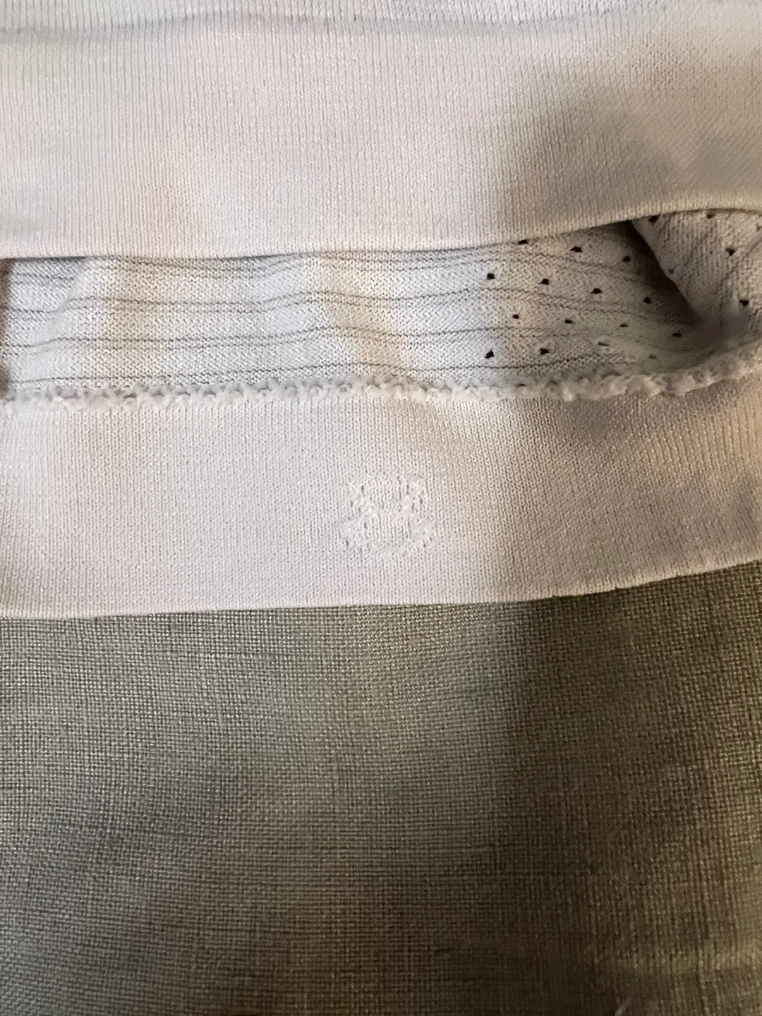 Lululemon Switly Relaxed Tank - size 8 image indicator(2)