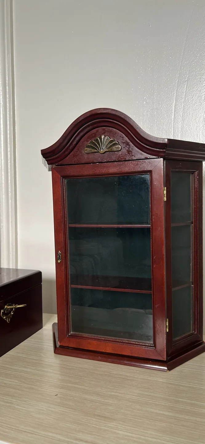 Wooden Display Cabinet thumbnail