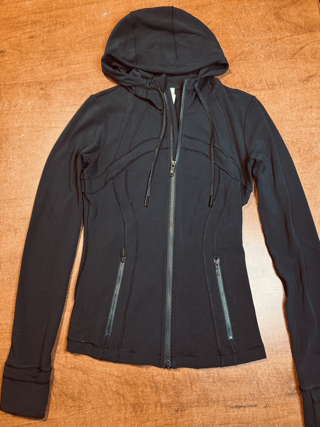 Lululemon Black Full-Zip Hoodie - Size 6 - photo 3