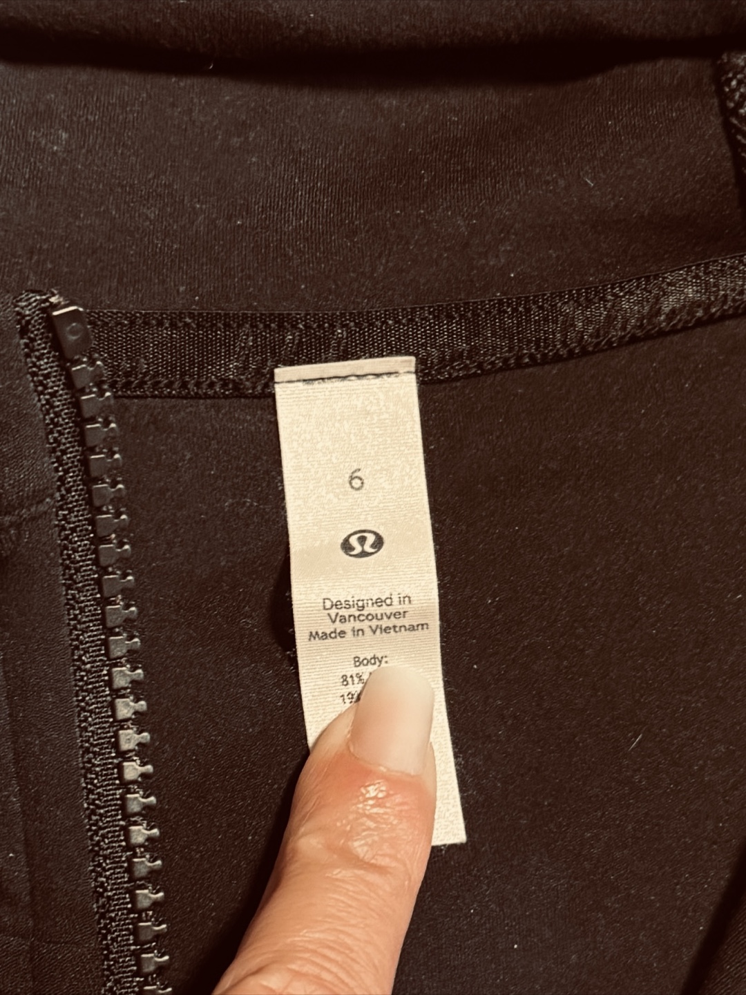 Lululemon Black Full-Zip Hoodie - Size 6 - photo 4