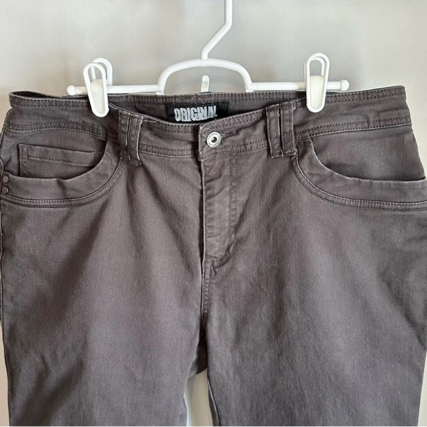 Nicole Miller Original High Rise Charcoal Denim Jeans Size 12 image indicator(2)