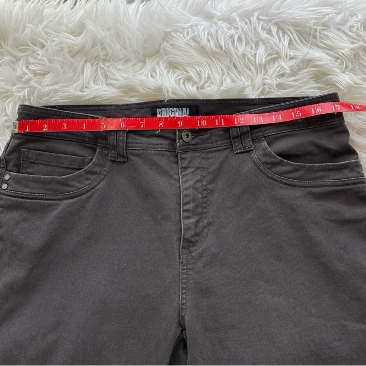 Nicole Miller Original High Rise Charcoal Denim Jeans Size 12 image indicator(7)