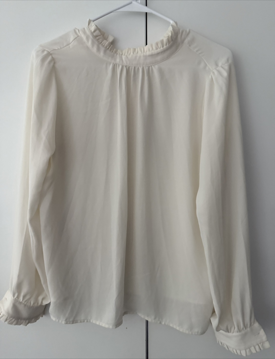 Ivory Blouse with Ruffle Detailing