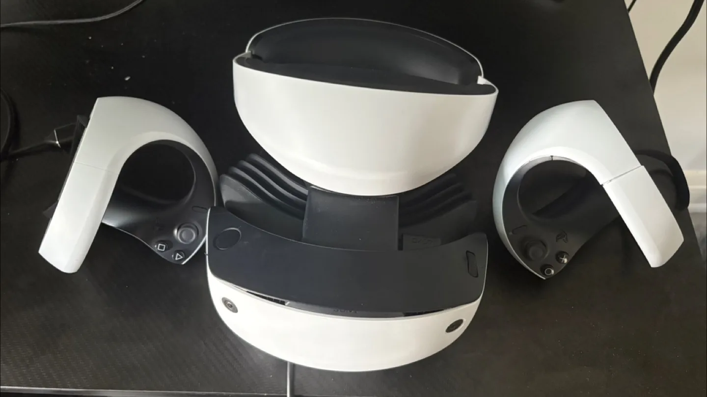 PlayStation PS5 VR2 thumbnail