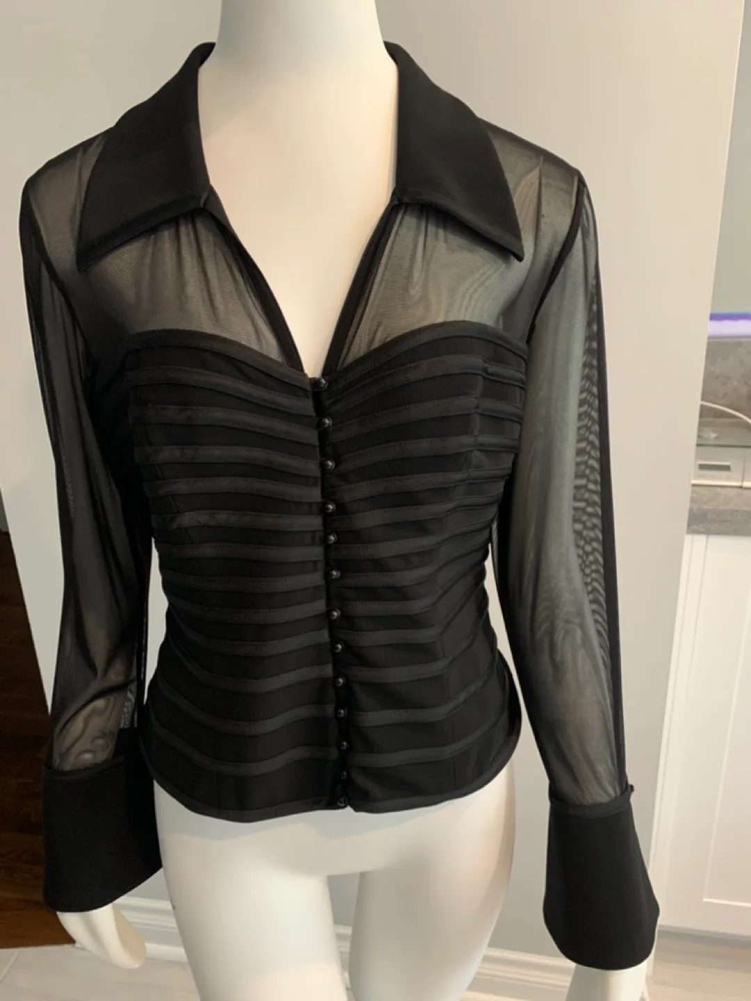 Laura Black Top thumbnail