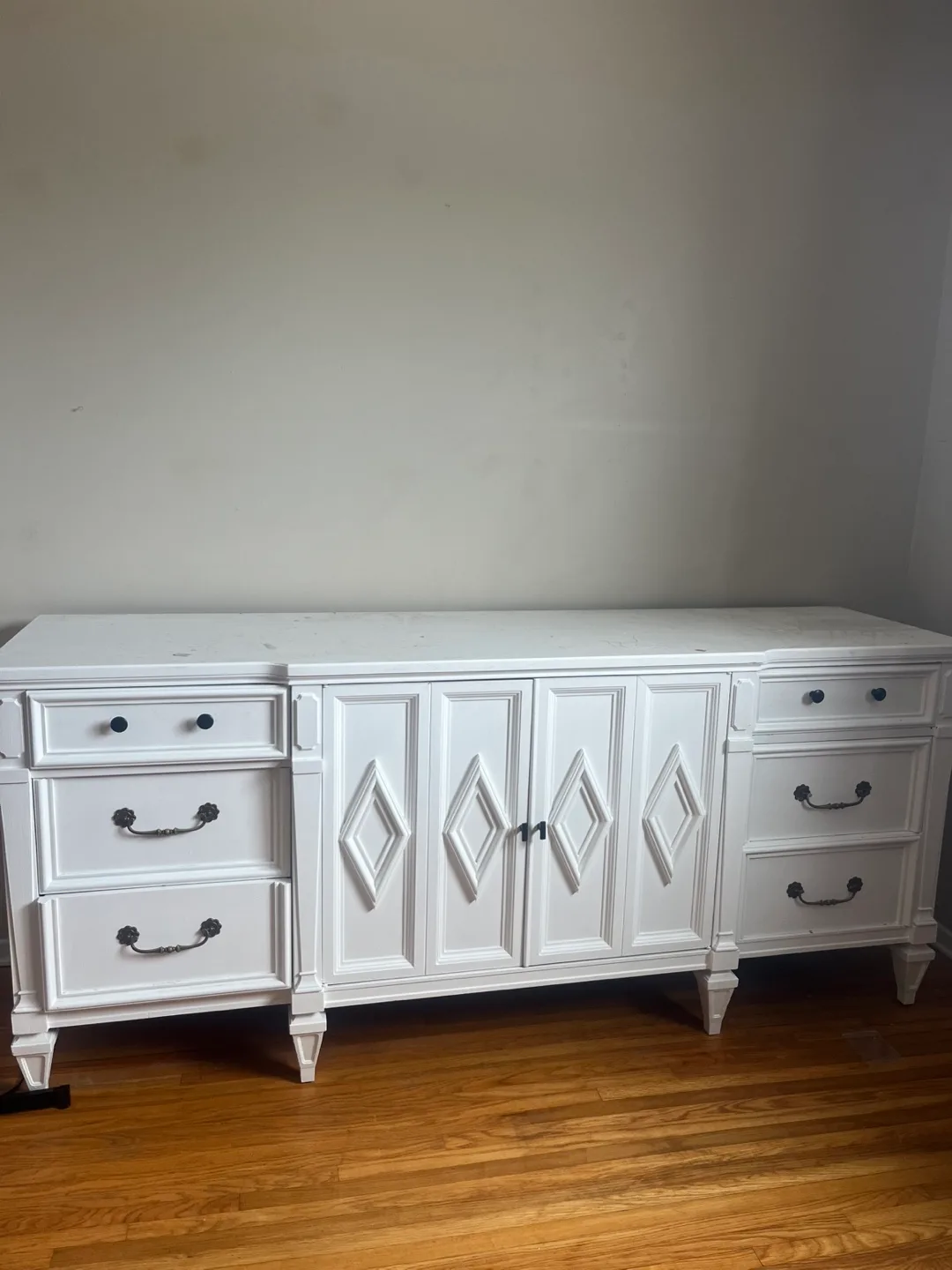 Two white dressers image indicator(2)