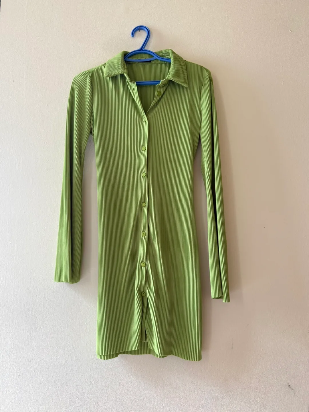 Lime Green Dress image indicator(3)