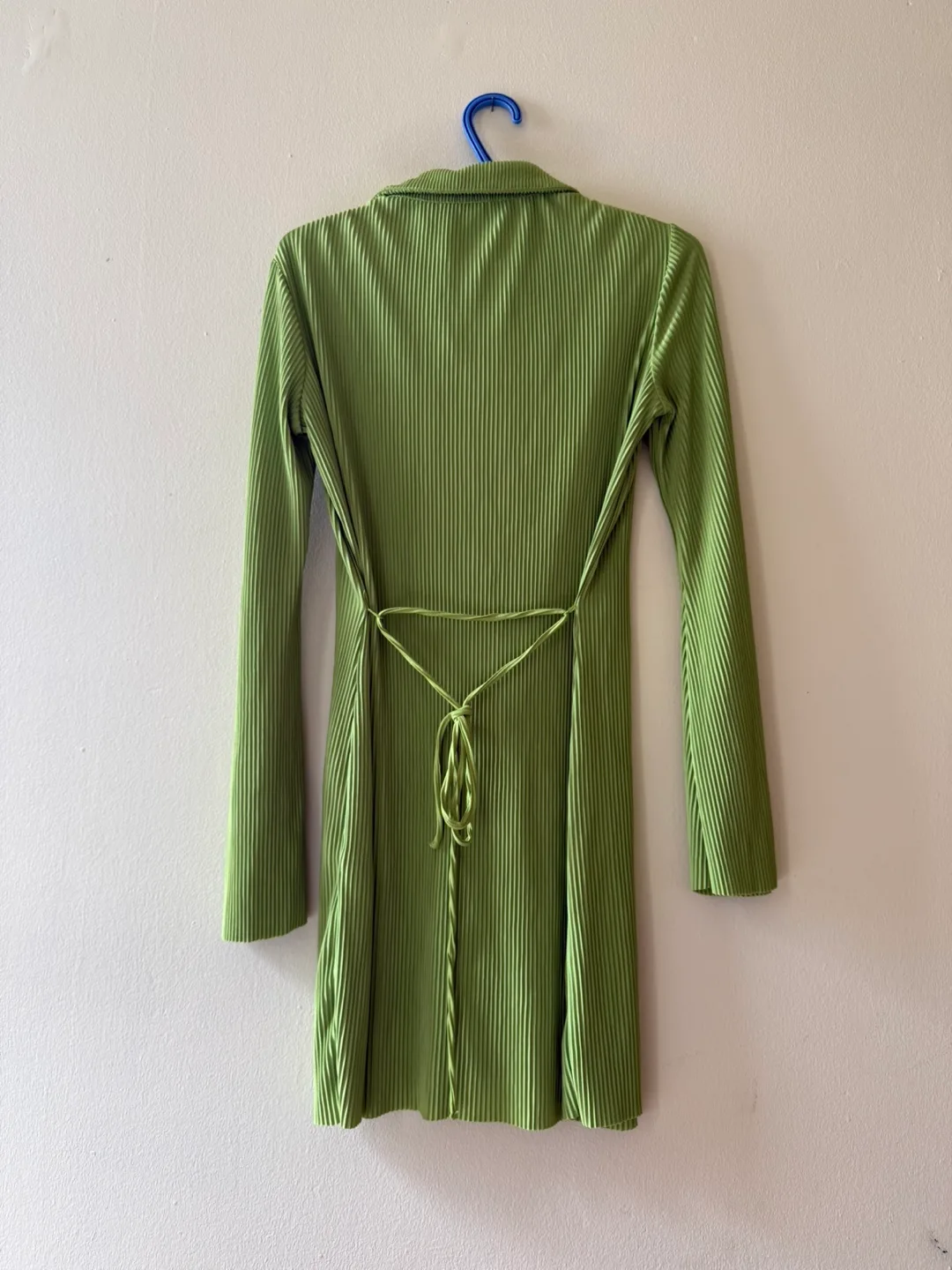 Lime Green Dress image indicator(4)