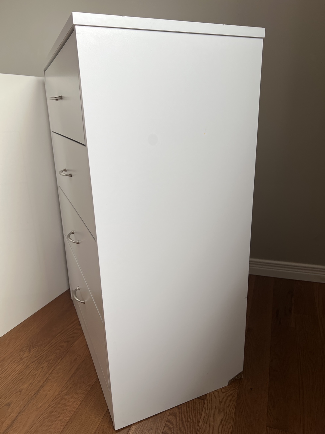 White Dresser with 4 Drawers - photo 3