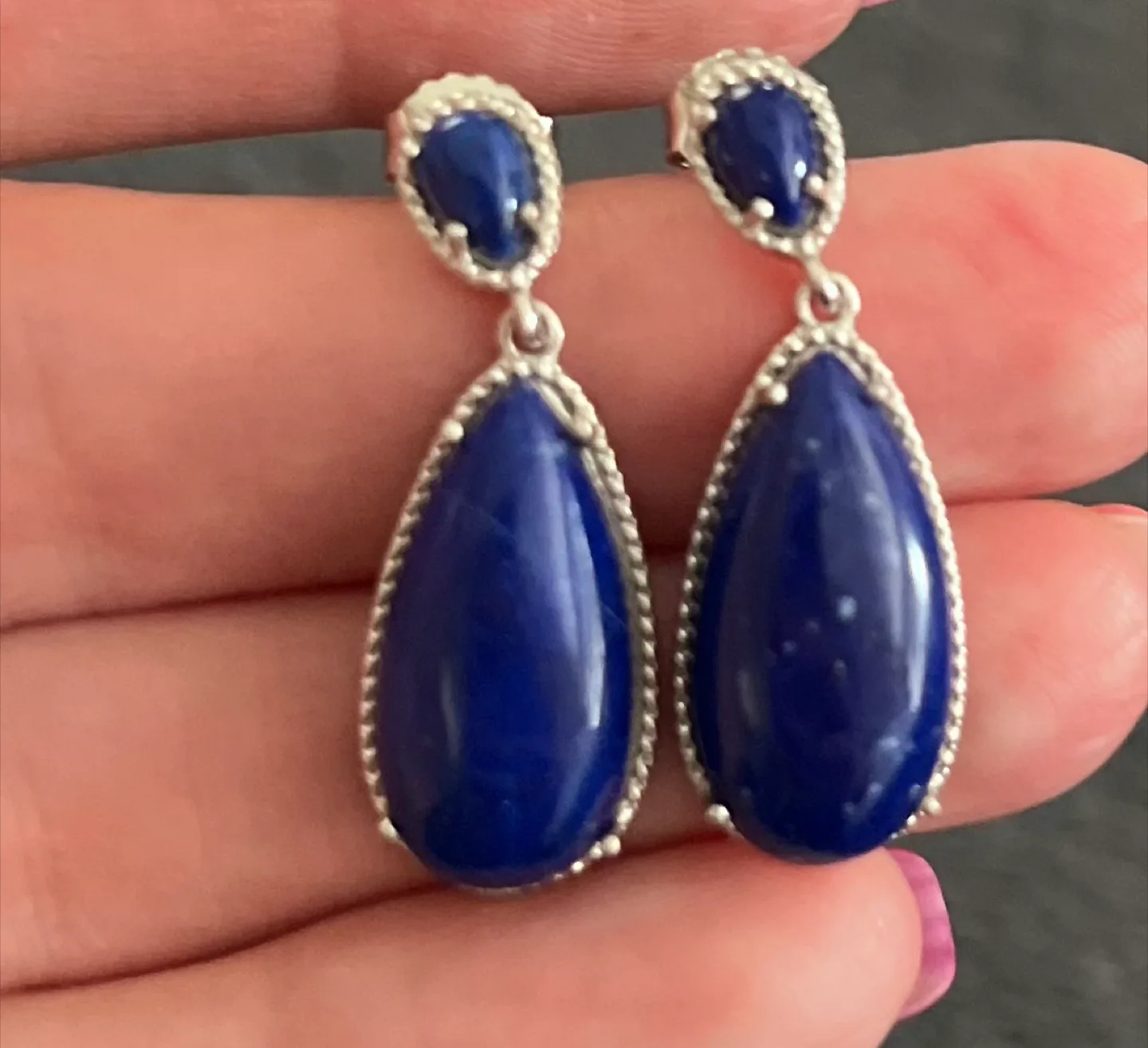 Gorgeous Silver Lapis Lazuli Dangle Earrings thumbnail