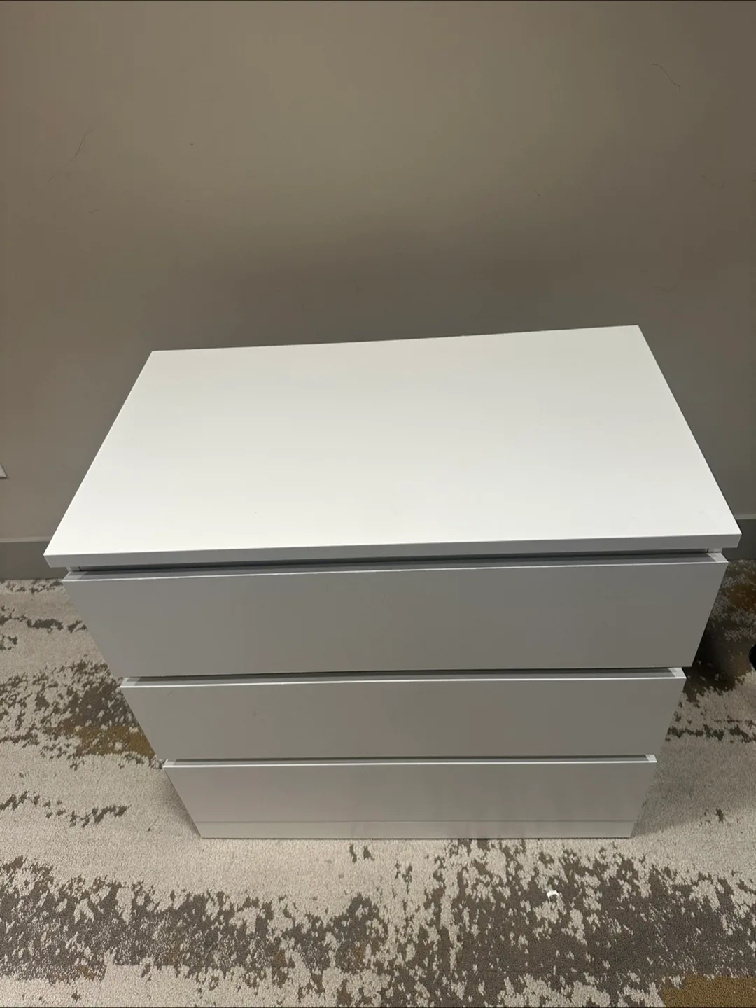 Ikea 3 drawers dresser thumbnail