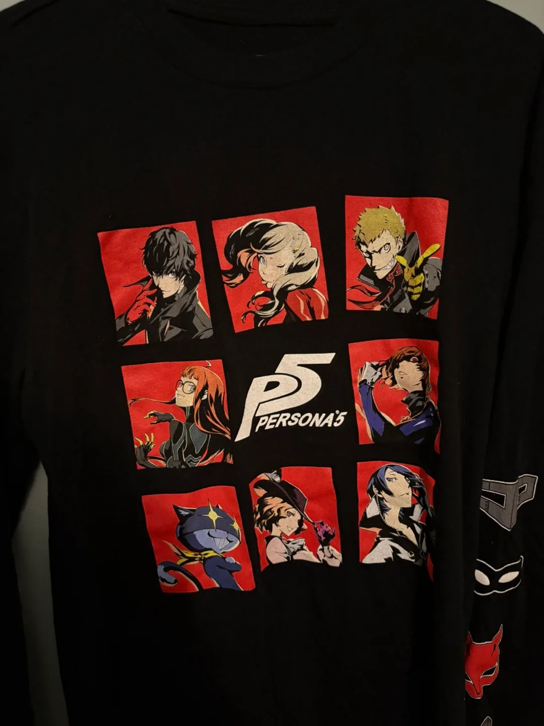 Persona 5 Long Sleeve image indicator(3)