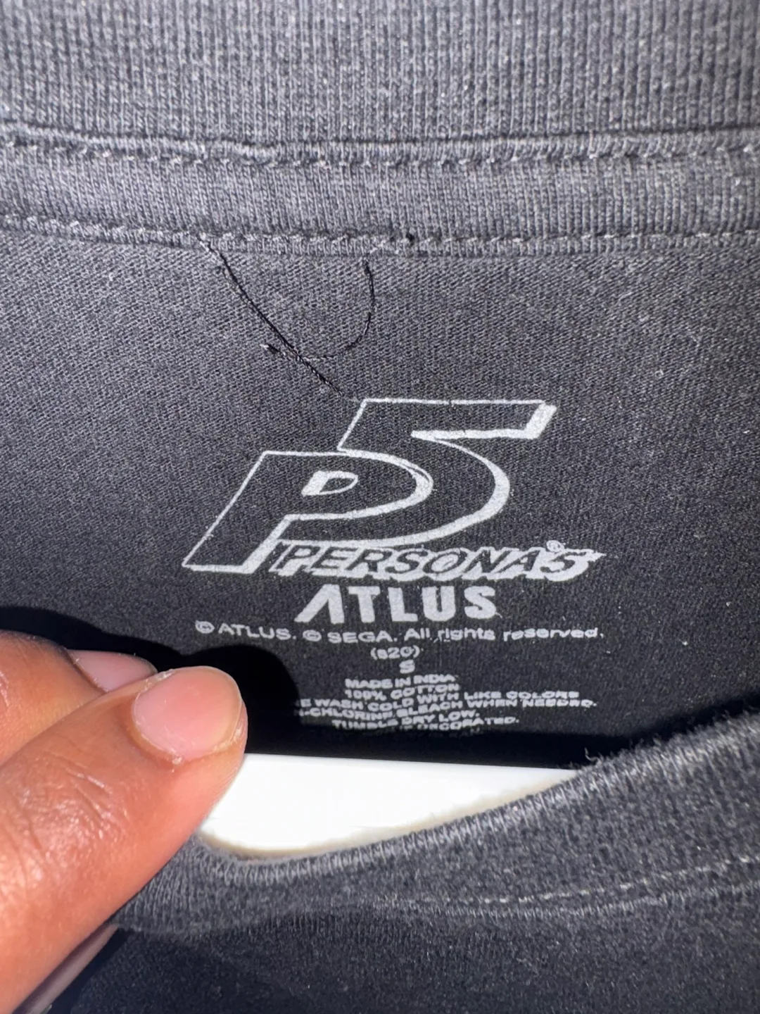 Persona 5 Long Sleeve image indicator(4)