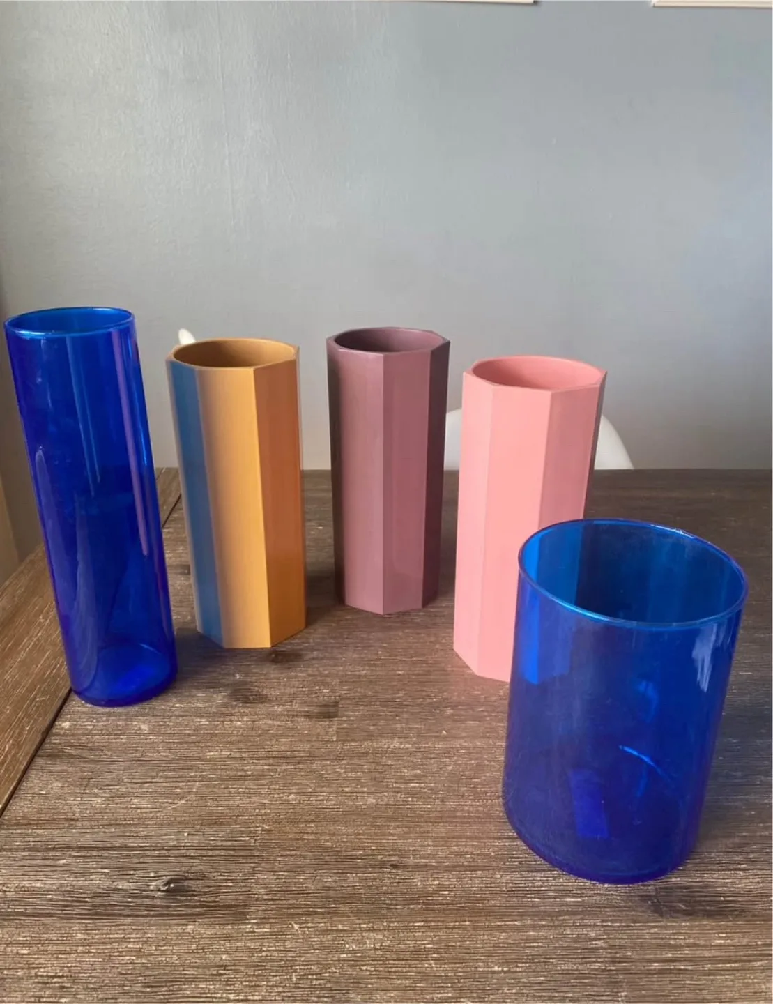 Colourful Vases 💚 thumbnail