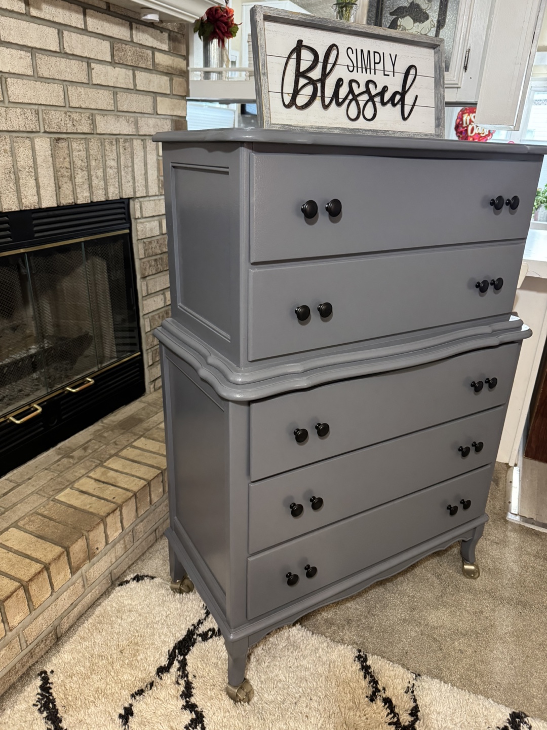 ✨✨BEAUTIFUL GRAY TALL 5 DRAWER DRESSER✨✨ - photo 3