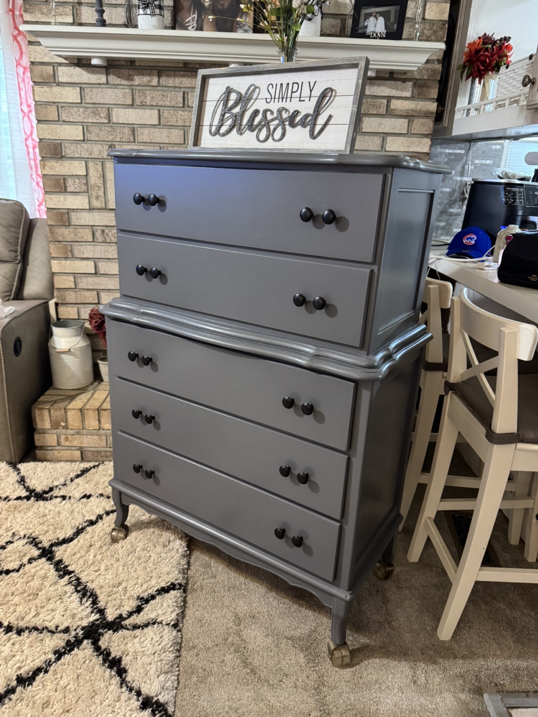 ✨✨BEAUTIFUL GRAY TALL 5 DRAWER DRESSER✨✨ - photo 2