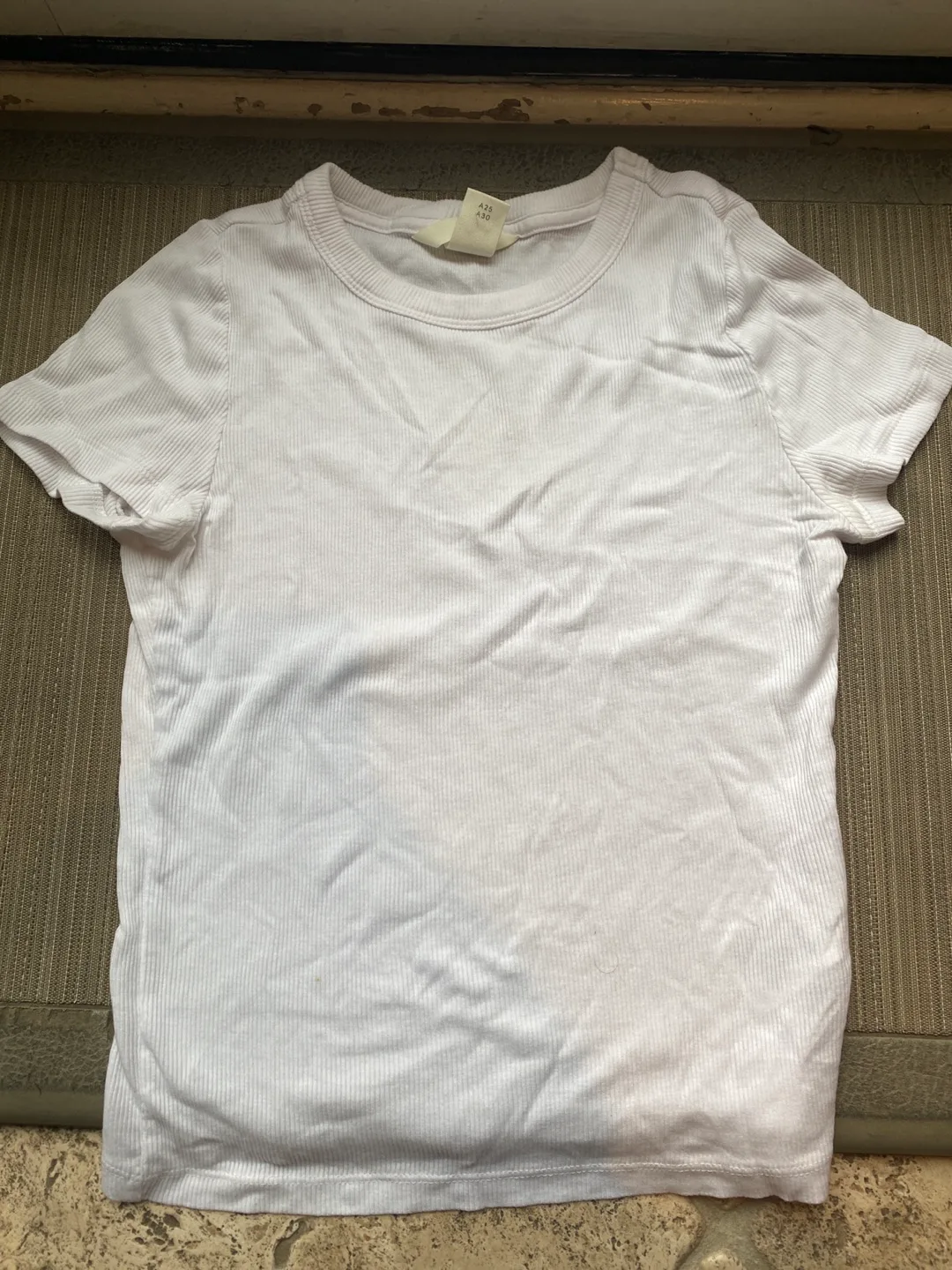 H&M Ribbed White T-Shirt - Size Small thumbnail
